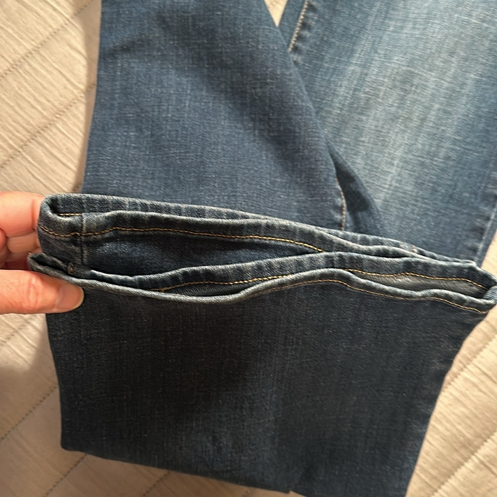 Levi Demi curve classic bootcut, size 12 or 31 - Picture 7 of 16